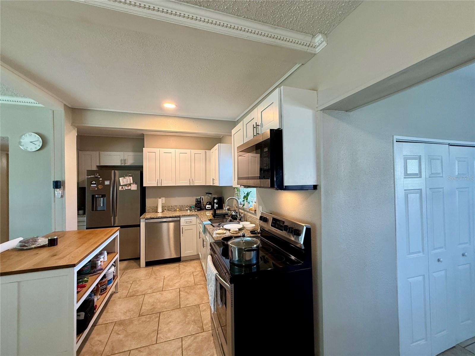 CRYSTAL COURT - Residential