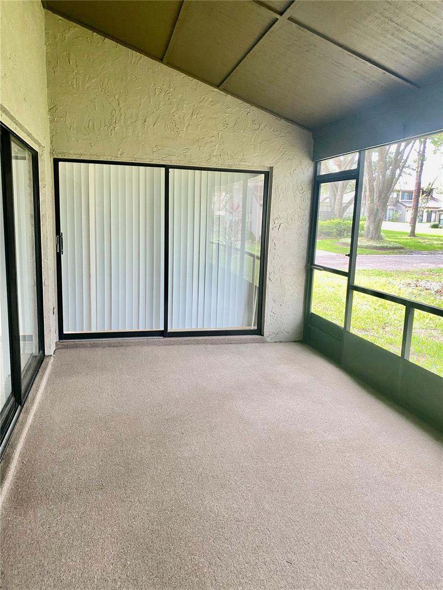 LAKE OF THE WOODS TOWNHOUSE - Residential