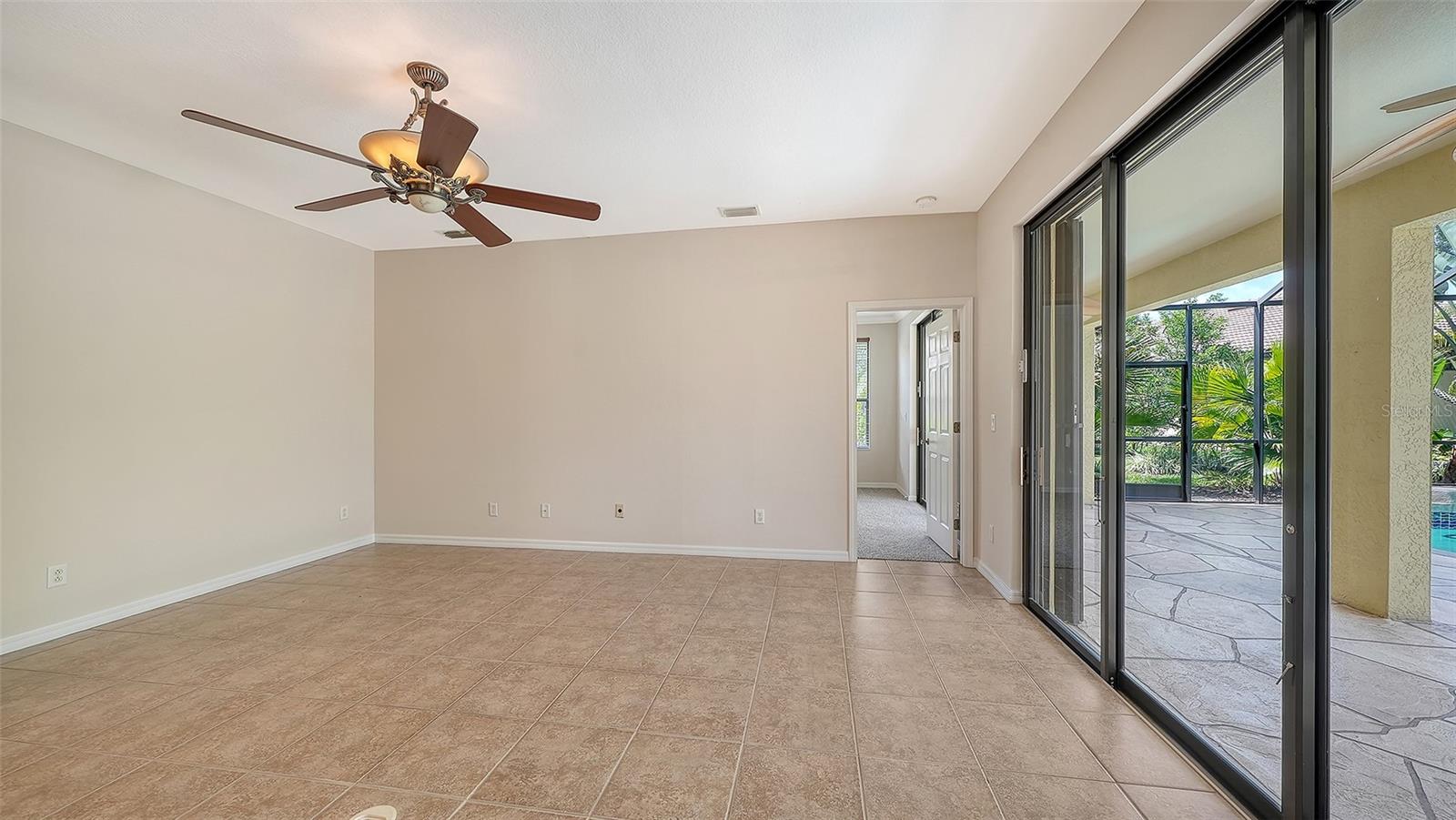 VENETIAN FALLS PH 2 - Residential