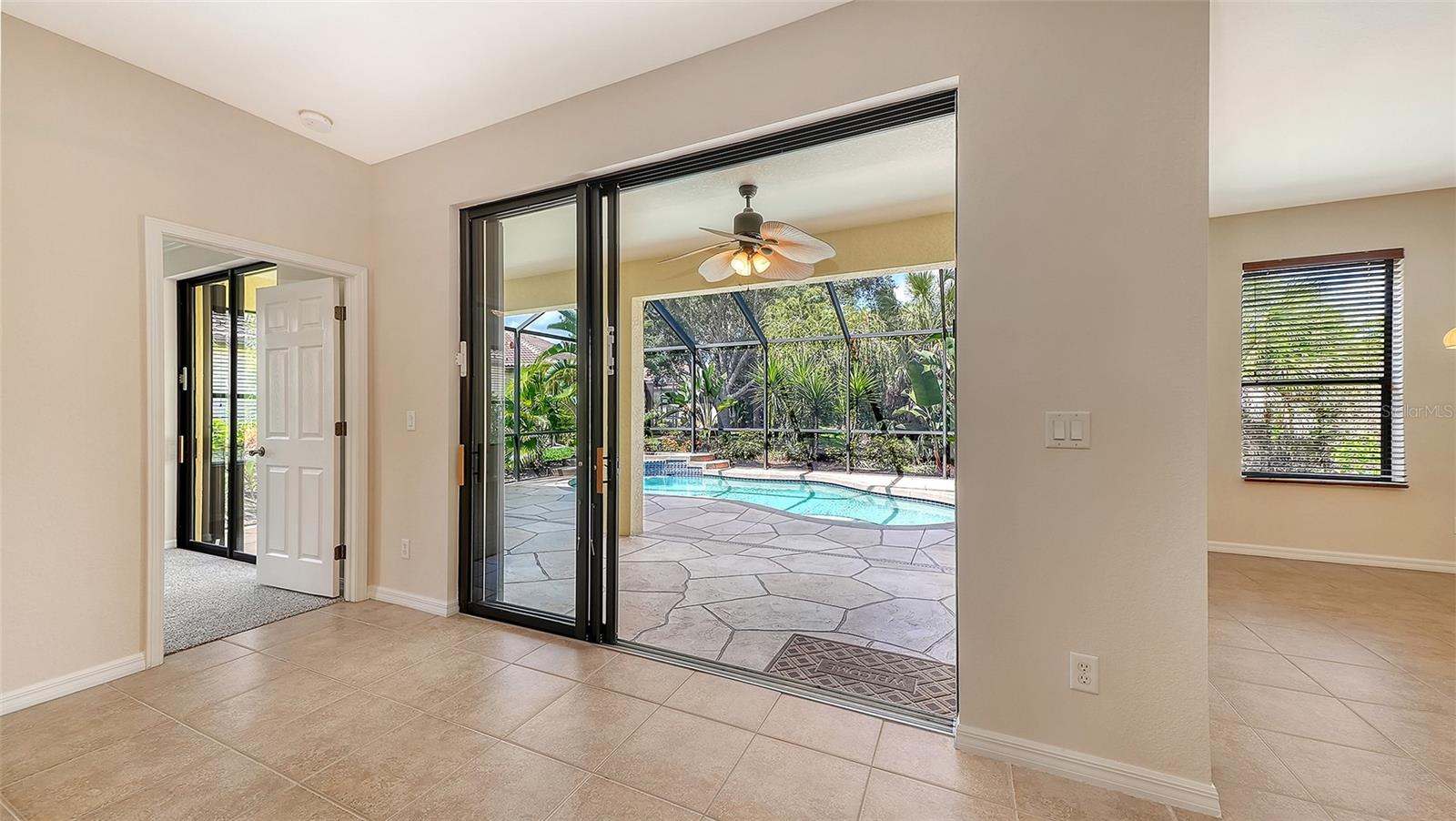 VENETIAN FALLS PH 2 - Residential