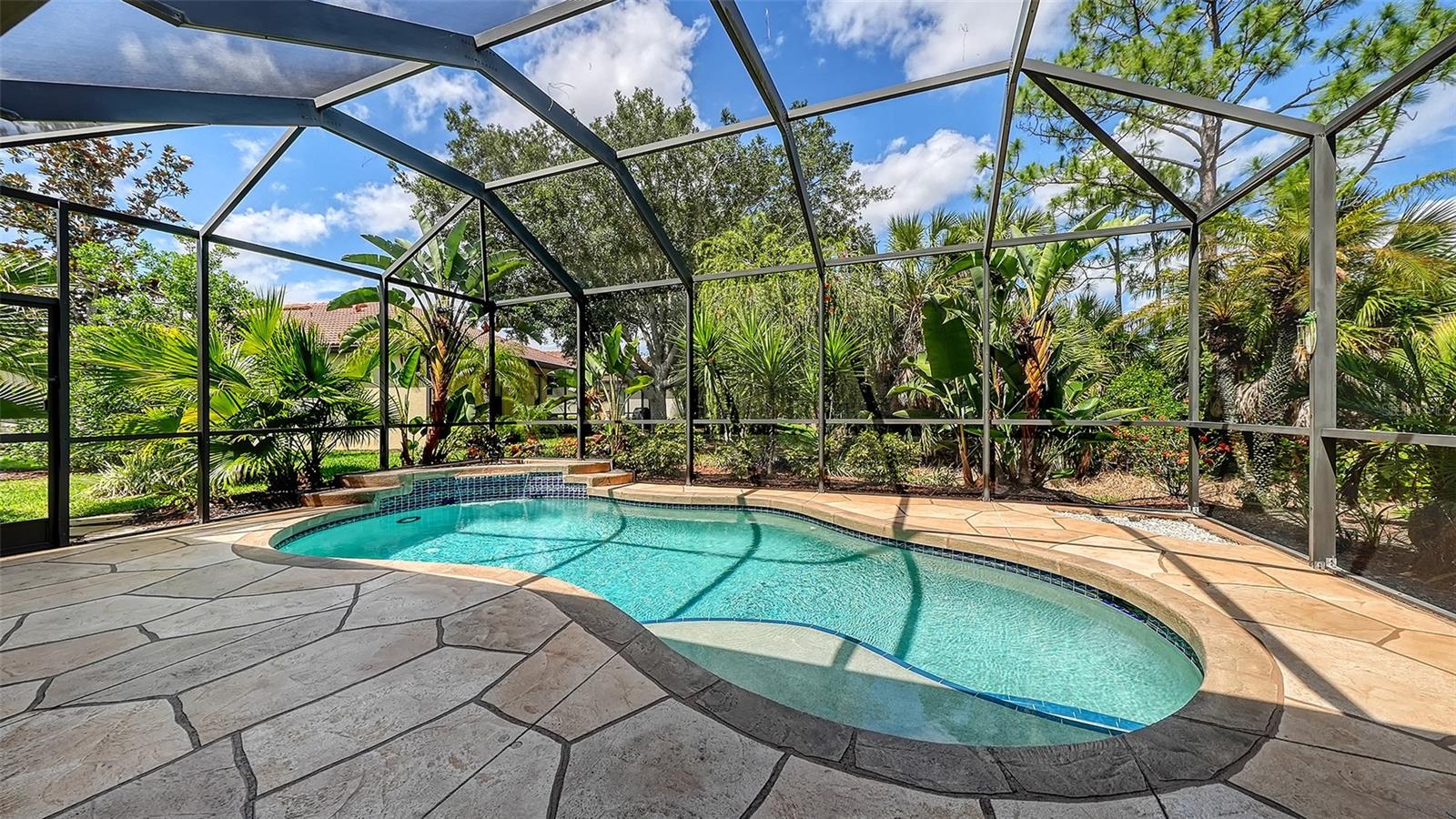 VENETIAN FALLS PH 2 - Residential