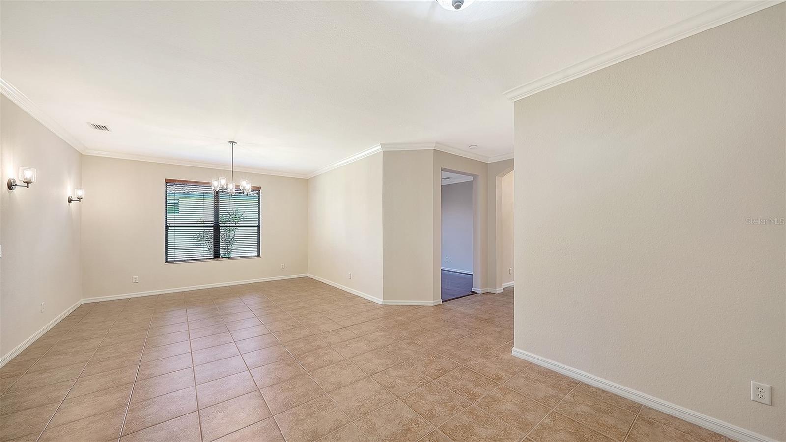 VENETIAN FALLS PH 2 - Residential