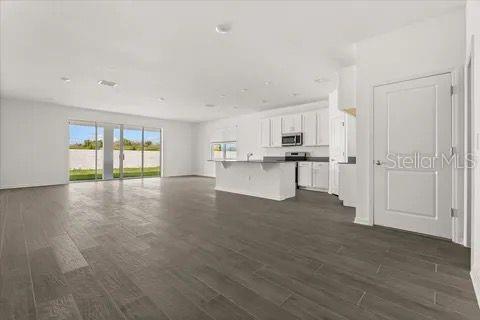 WELLNESS RIDGE PHASE 1-A PB - Residential Lease