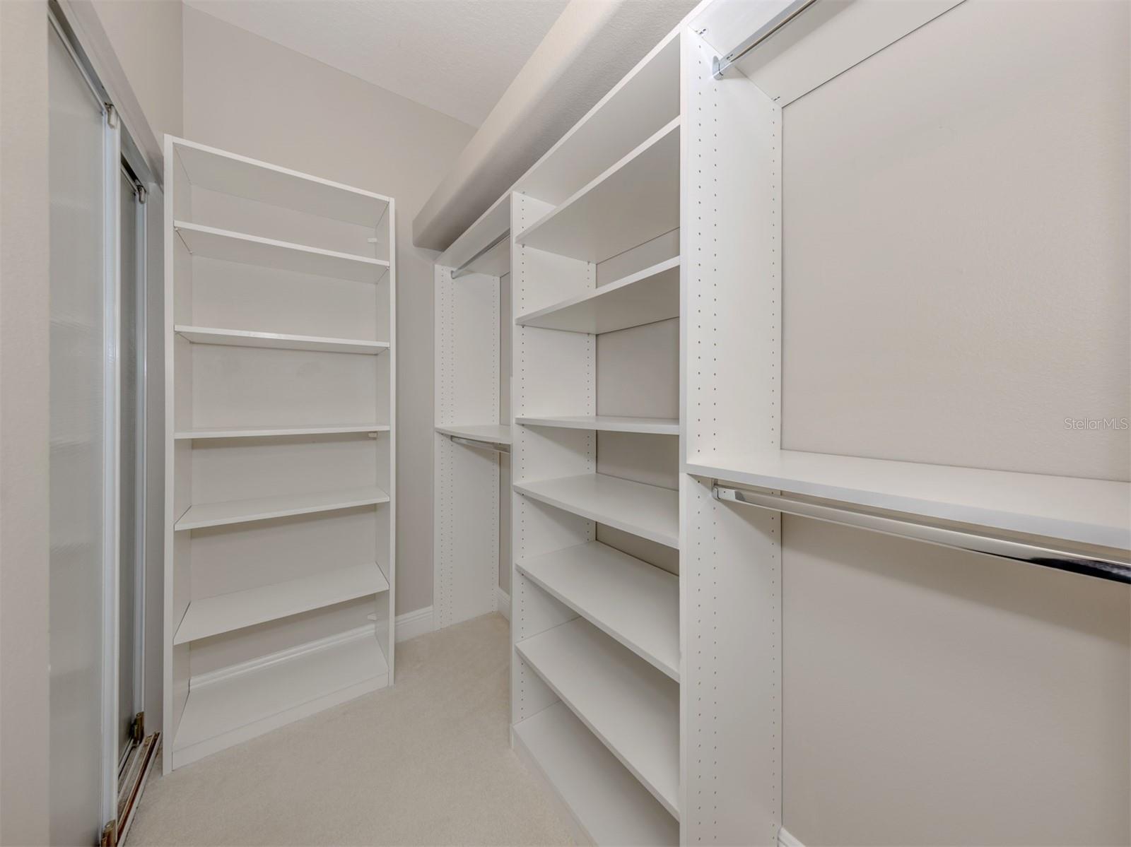 PARK TRACE ESTATES - Residential