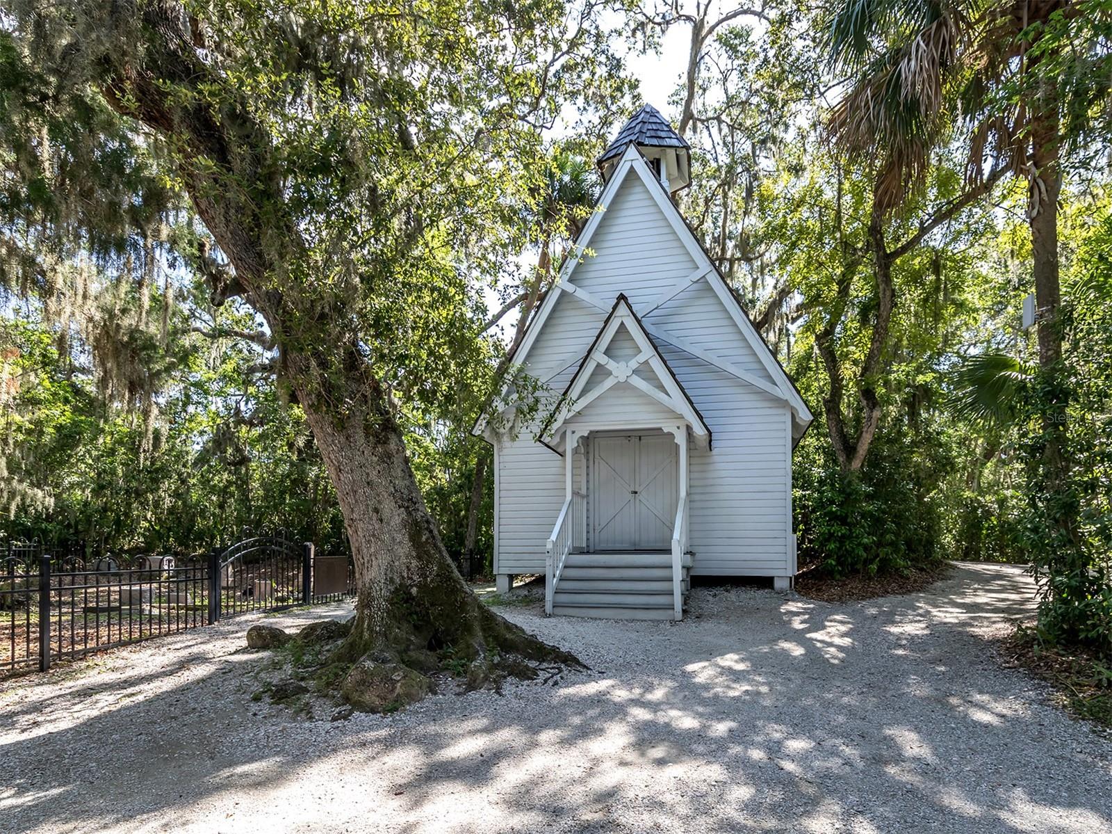 PARK TRACE ESTATES - Residential