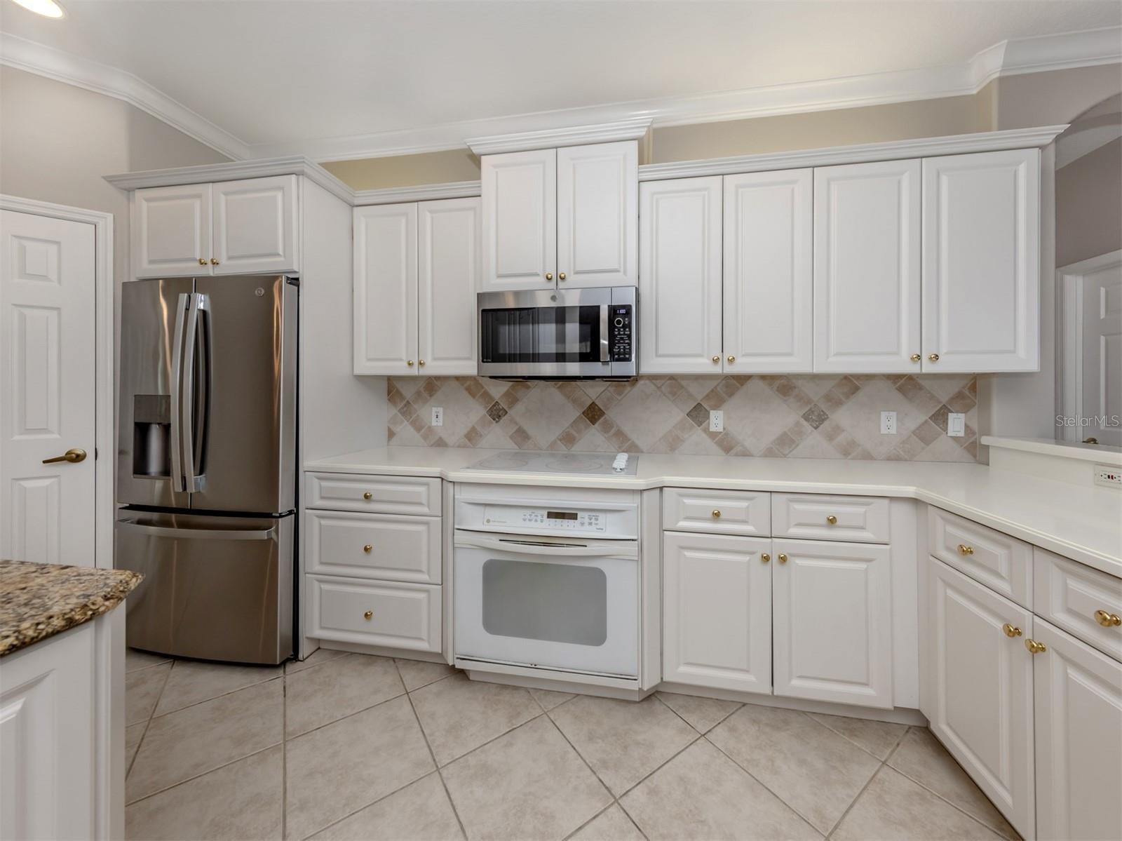 PARK TRACE ESTATES - Residential