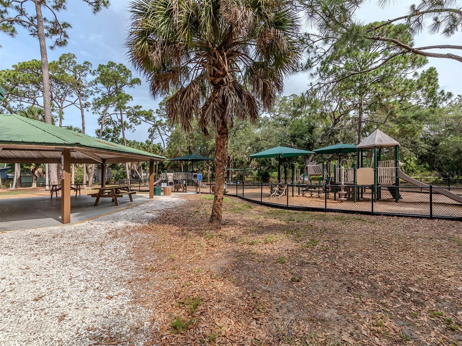 PARK TRACE ESTATES - Residential