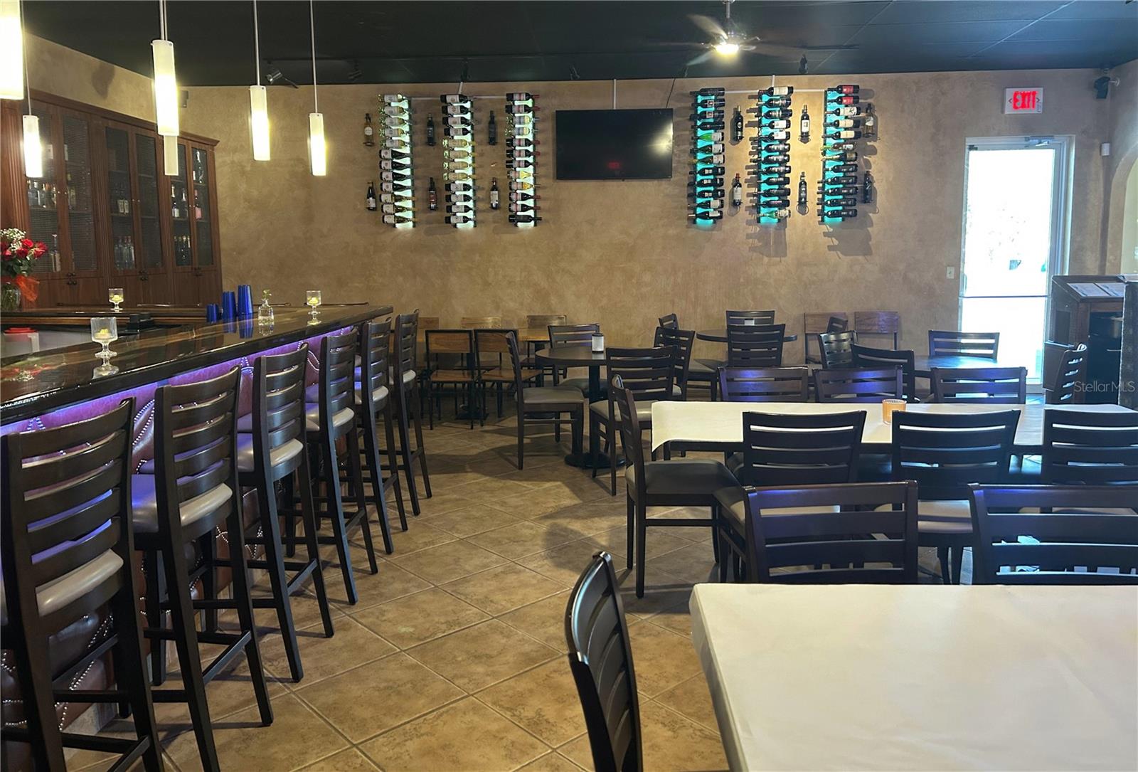 TWO RIVERS BUSINESS PARK - Commercial Sale