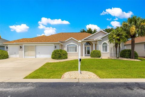 Photo of 5647 NW 25th Loop, Ocala, FL 34482 (MLS # OM707175) Photo of 5647 NW 25th Loop, Ocala, FL 34482 (MLS # OM707175)