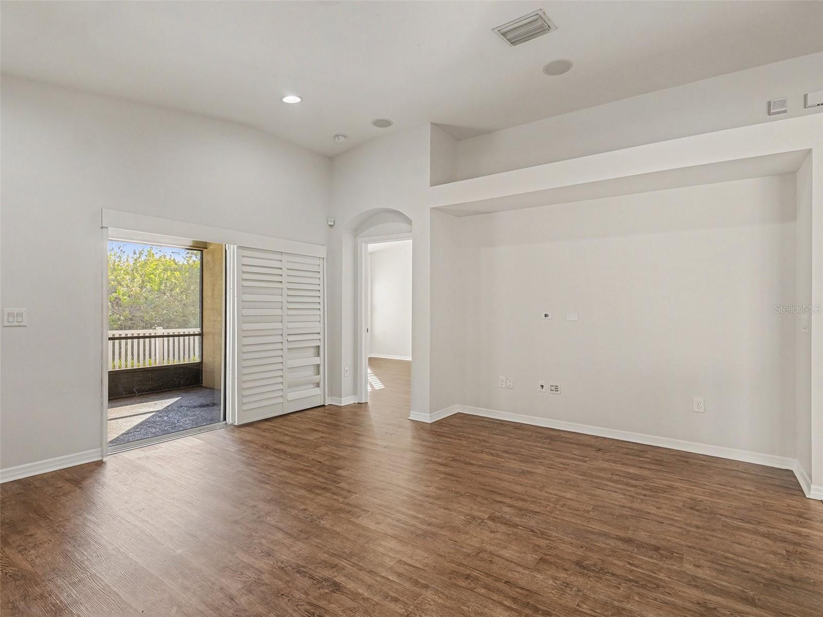 SOUTH FORK UNIT 8 - Residential