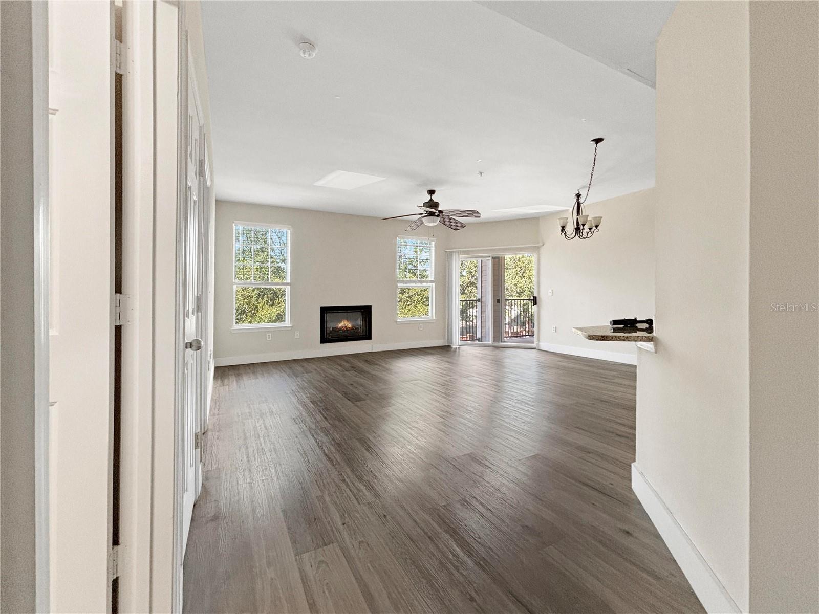 BORDEAUX - Residential Lease