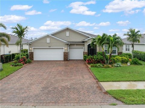 3188 AMADORA CIRCLE CAPE CORAL FL 33909