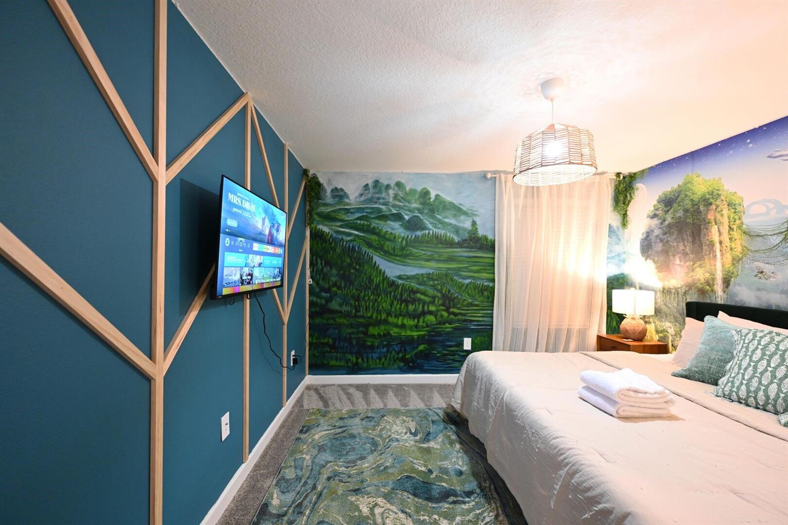 COVE/STOREY LAKE IV - Residential