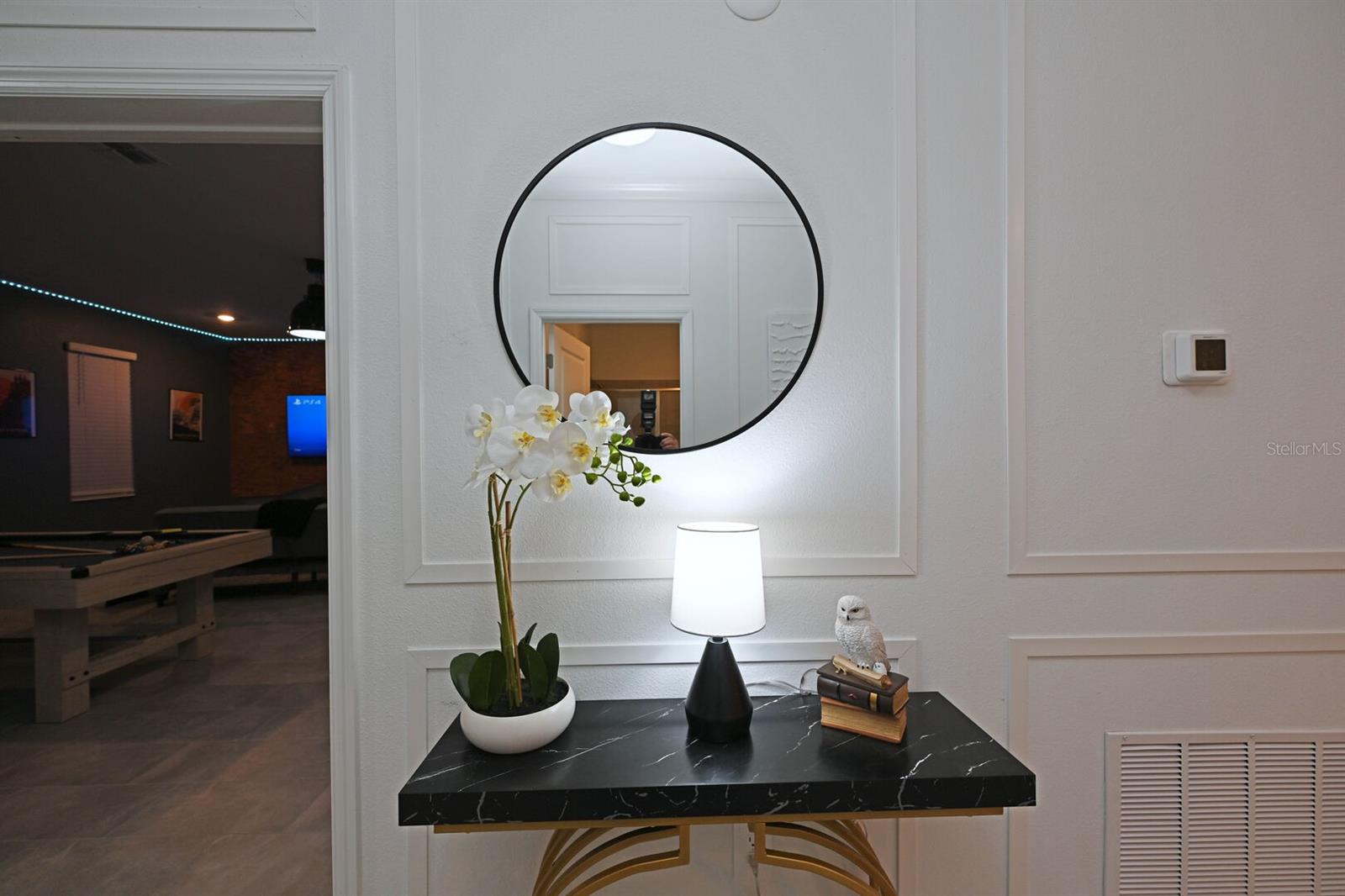 COVE/STOREY LAKE IV - Residential