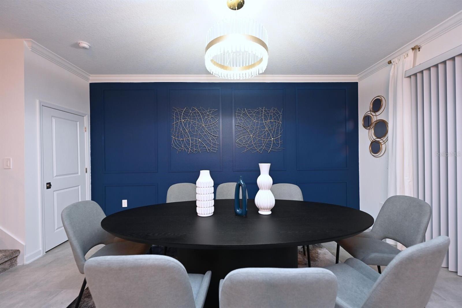 COVE/STOREY LAKE IV - Residential