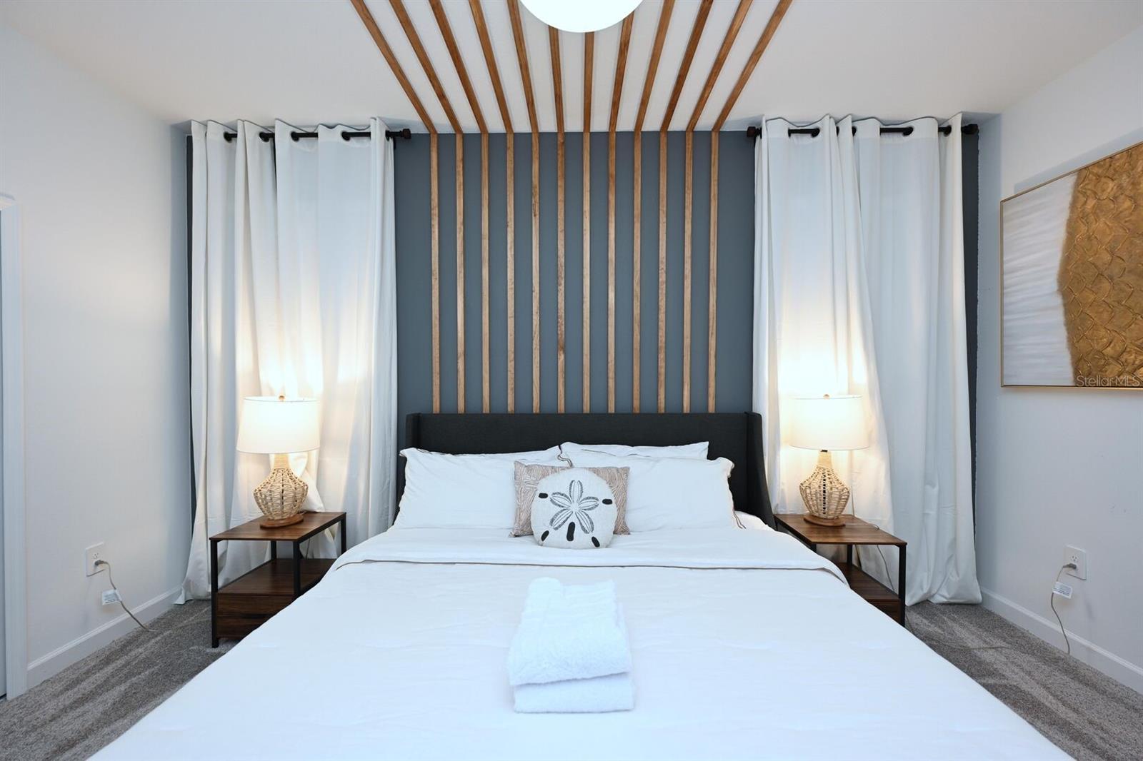 COVE/STOREY LAKE IV - Residential