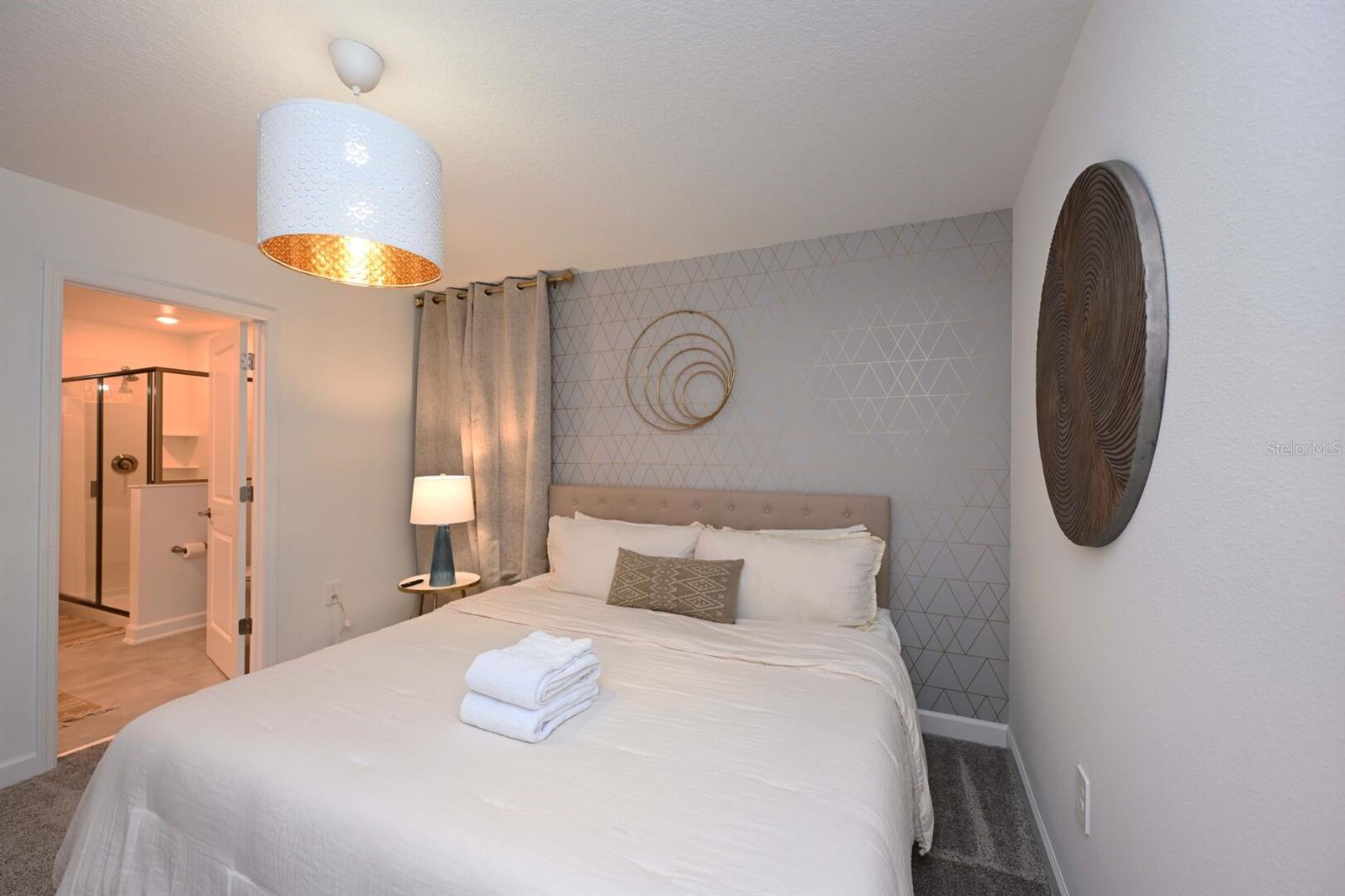 COVE/STOREY LAKE IV - Residential