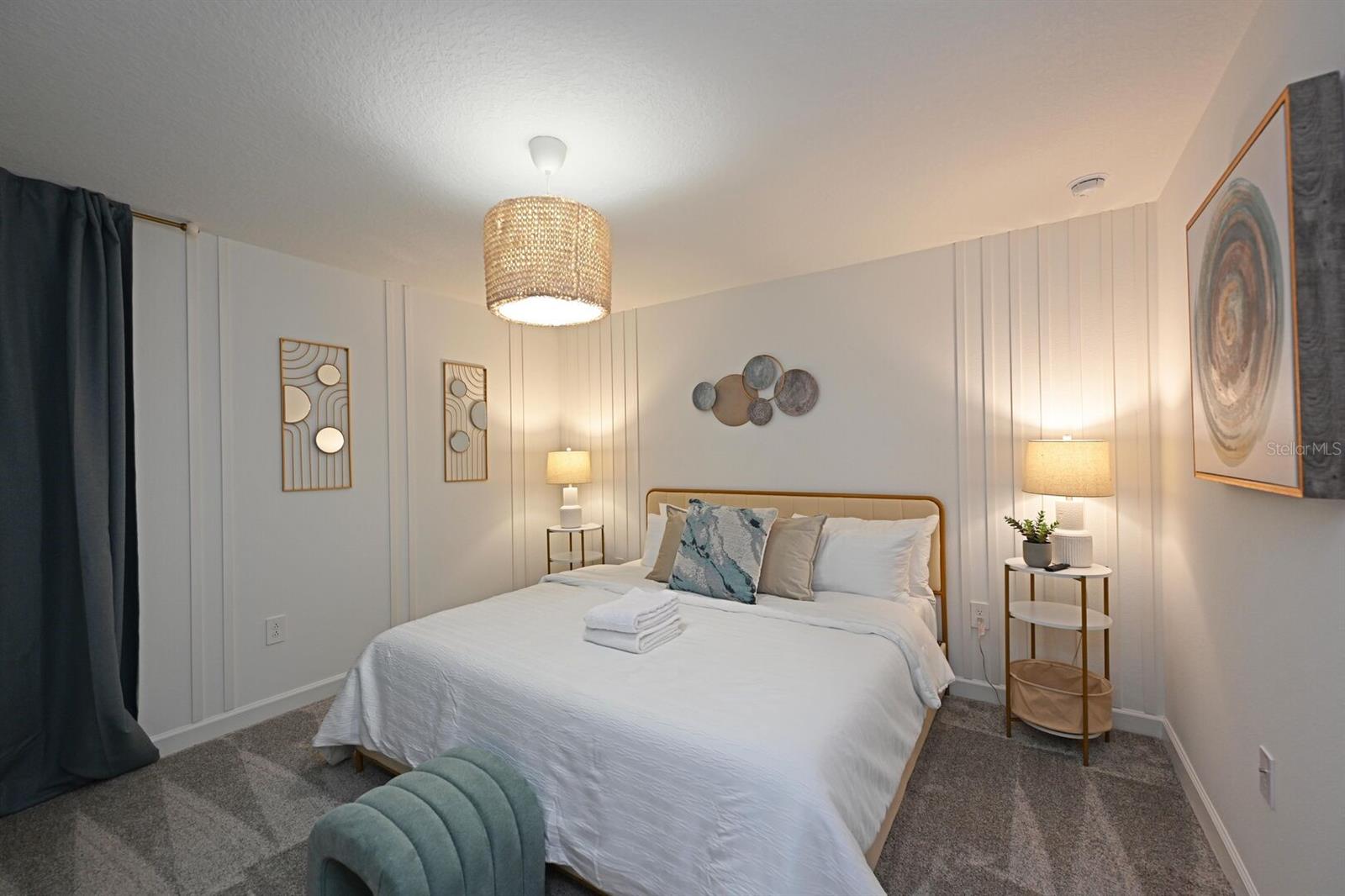 COVE/STOREY LAKE IV - Residential