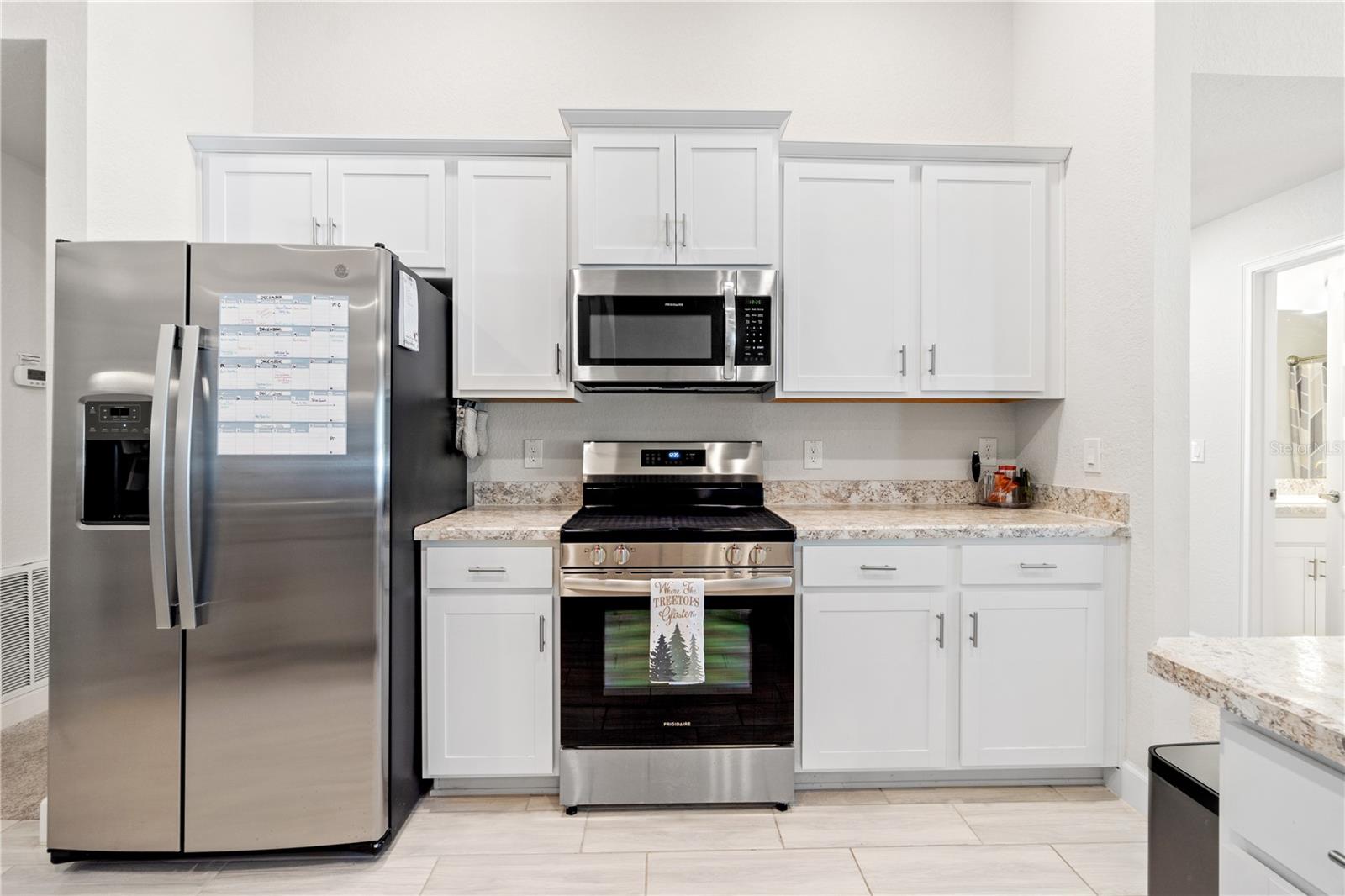 HIDDEN LAKE UN IV - Residential