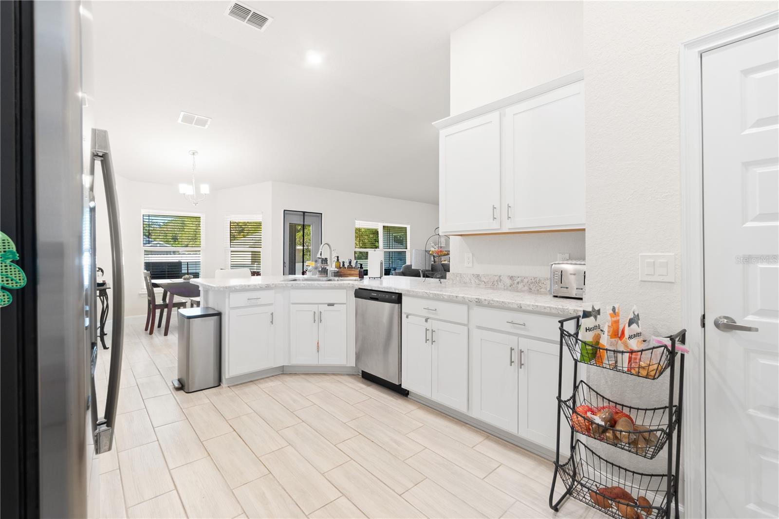 HIDDEN LAKE UN IV - Residential