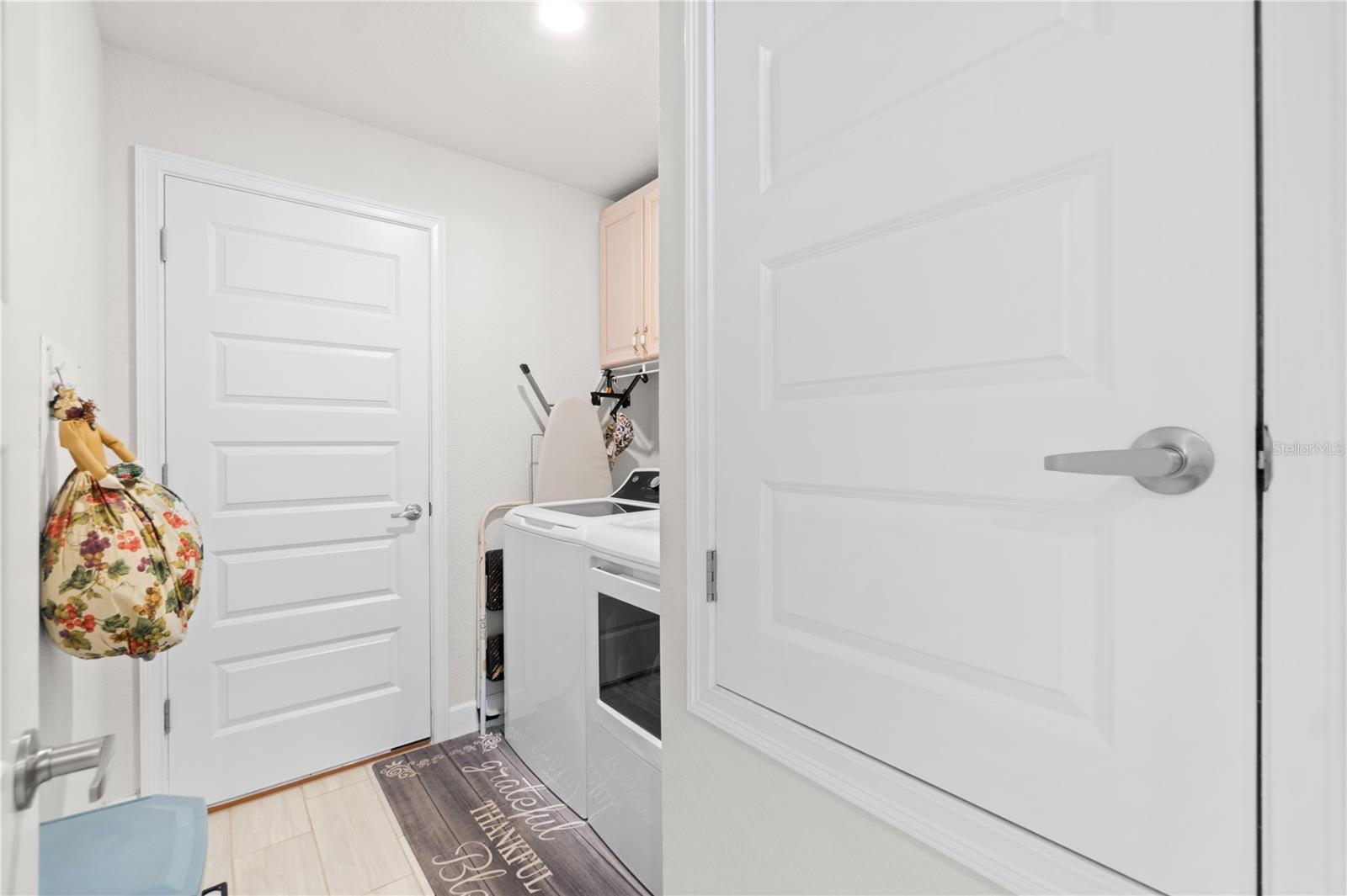 HIDDEN LAKE UN IV - Residential