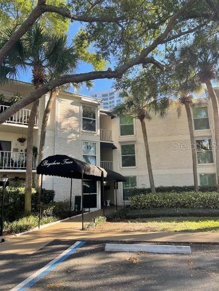 BAYSHORE TRACE CONDO - Residential Lease