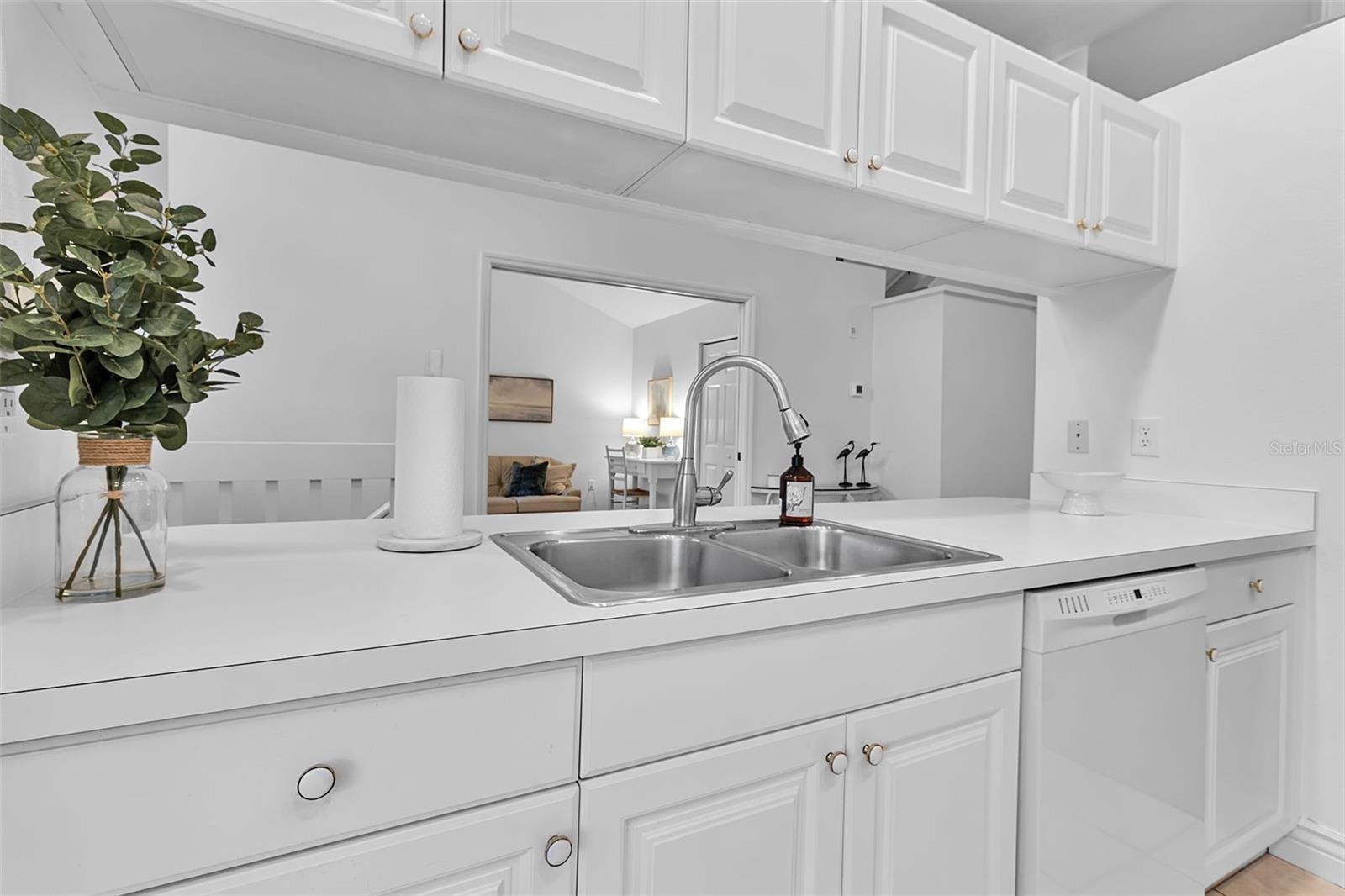 PINESTONE AT PALMER RANCH - Residential