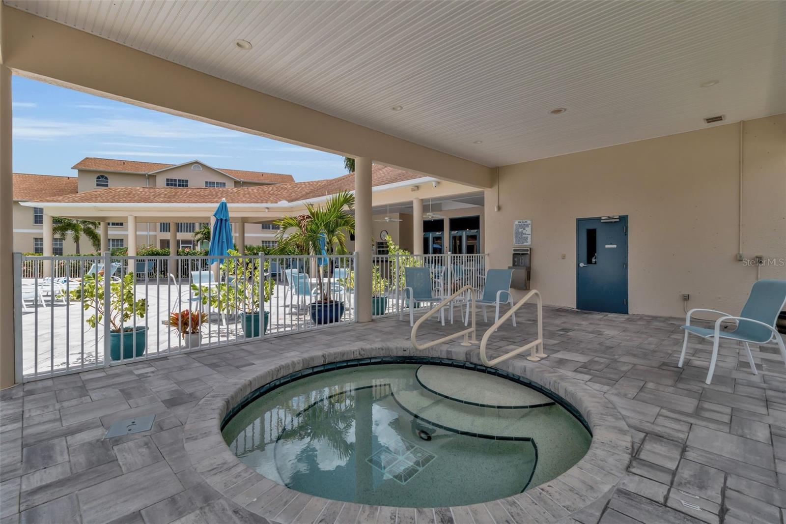 PINESTONE AT PALMER RANCH - Residential