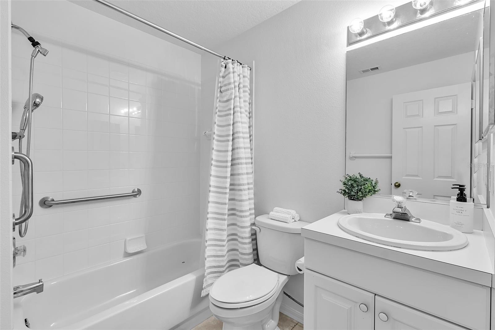PINESTONE AT PALMER RANCH - Residential