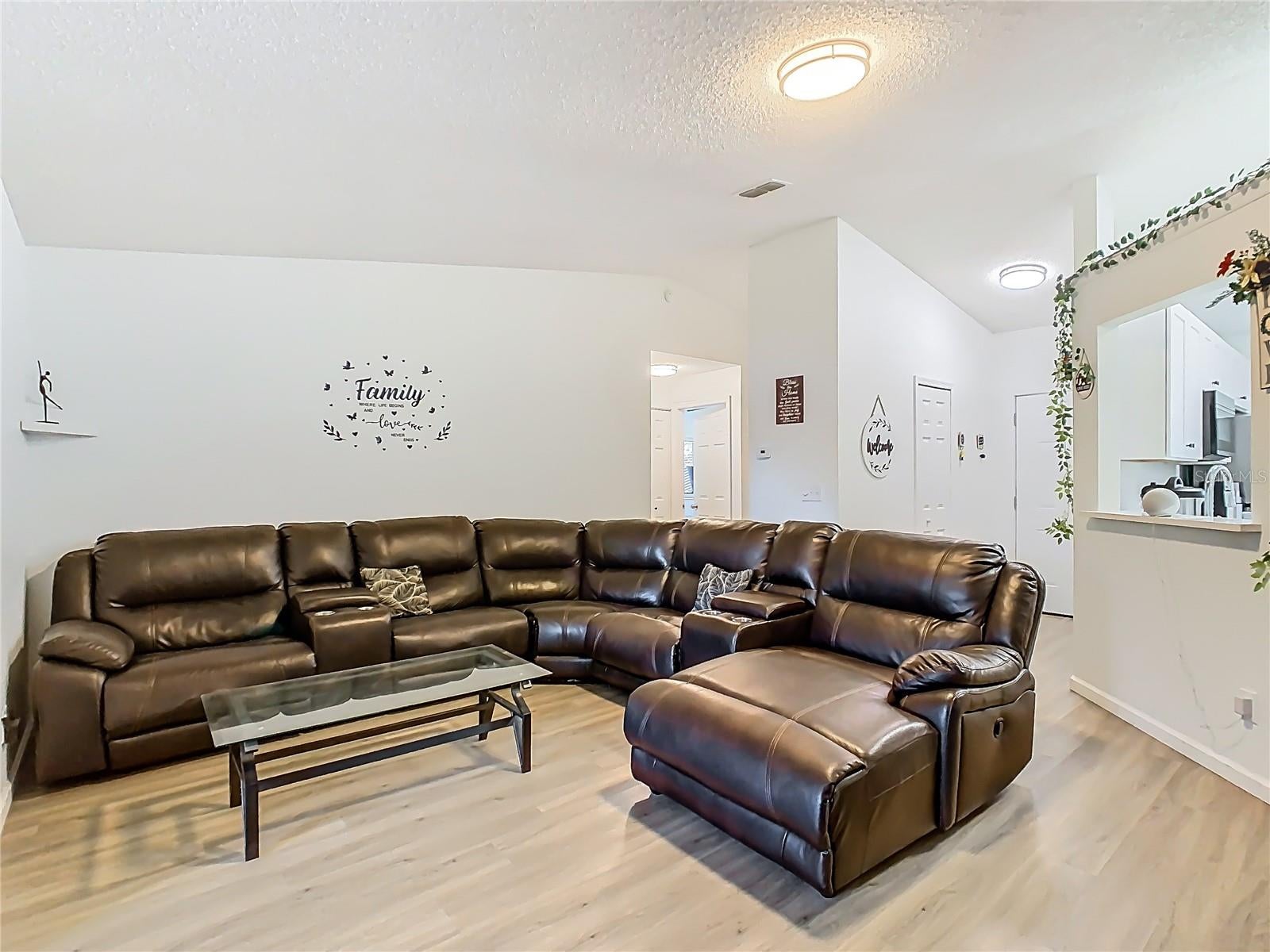 406 JAY COURT