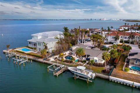 A home in LONGBOAT KEY