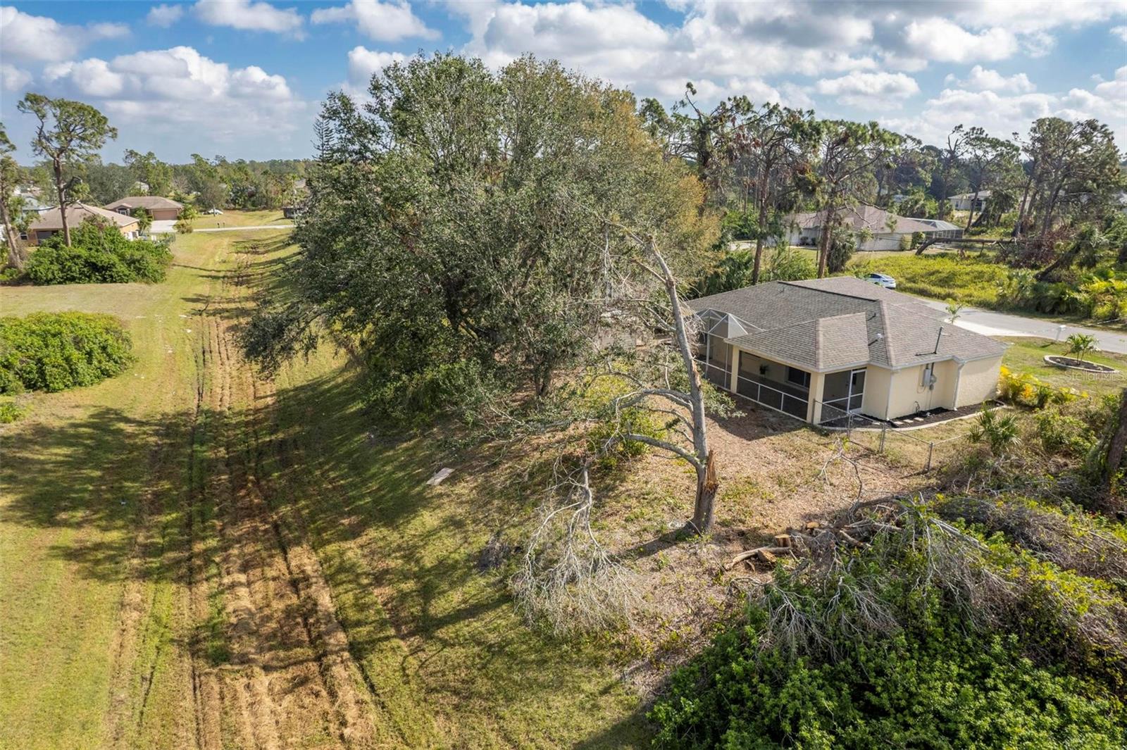 Photo 56 of 60 of 4871 FOXHALL ROAD house