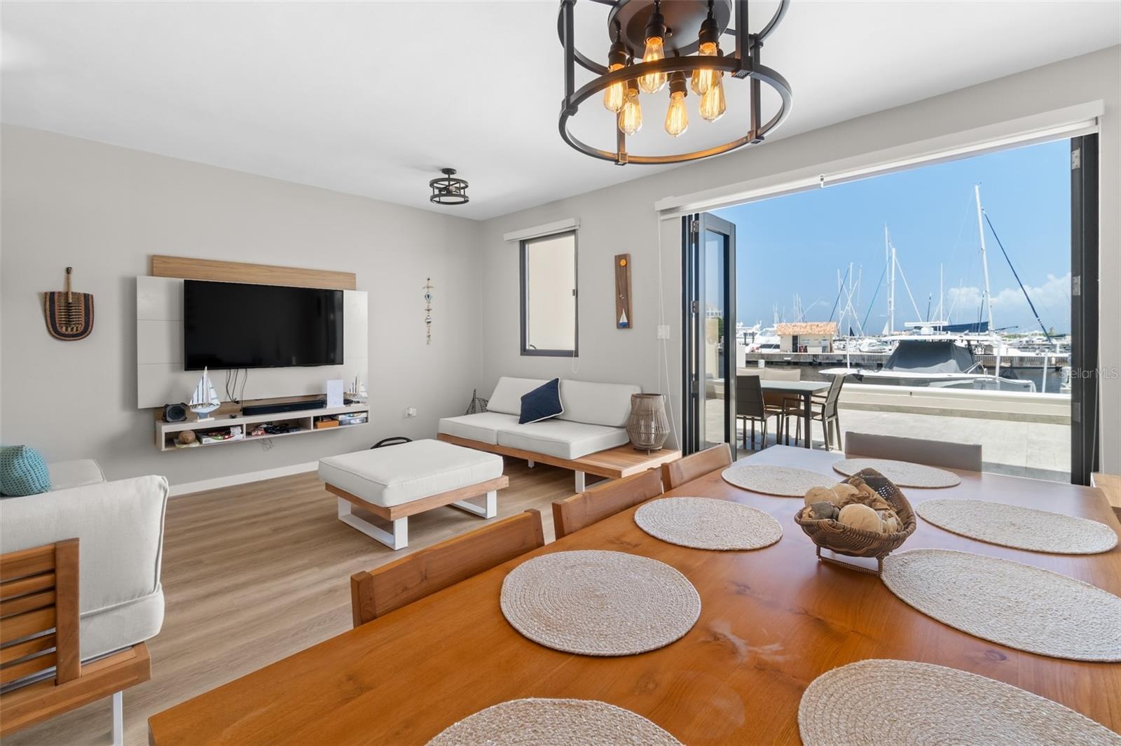 ISLA SAN MIGUEL - Residential