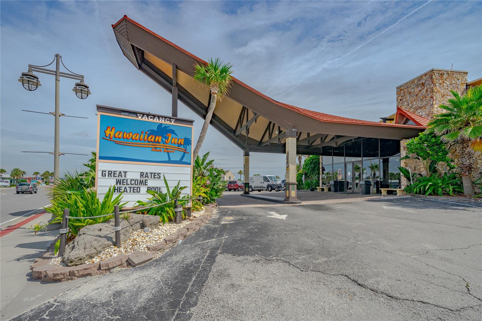 THE HAWAIIAN INN BEACH RESORT - Residential