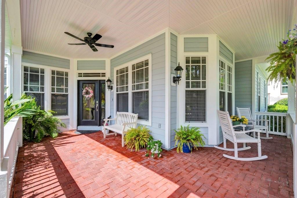 5913 FLATWOODS MANOR CIRCLE