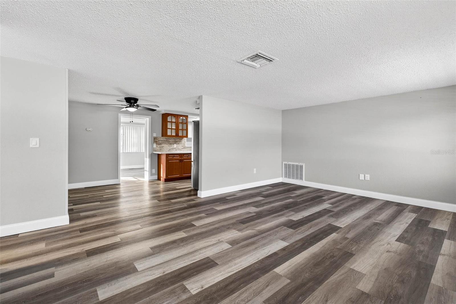 11623 ALPINE PARKWAY