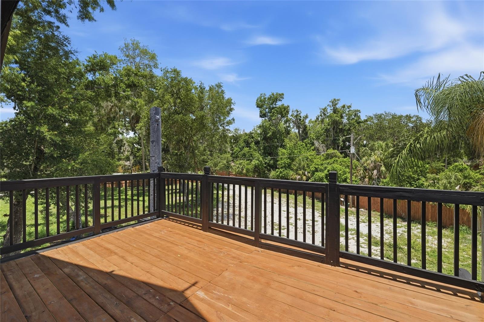 7210 VALRIE LANE