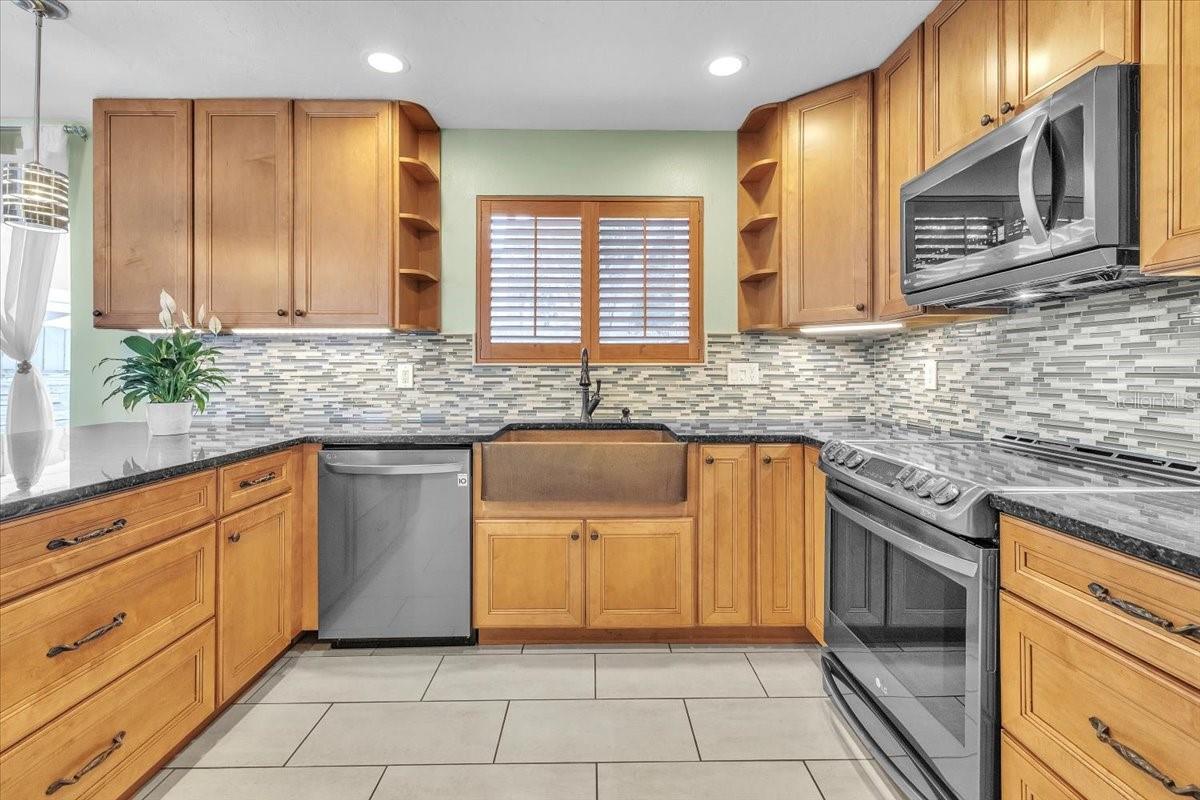 BENEVA RIDGE - Residential