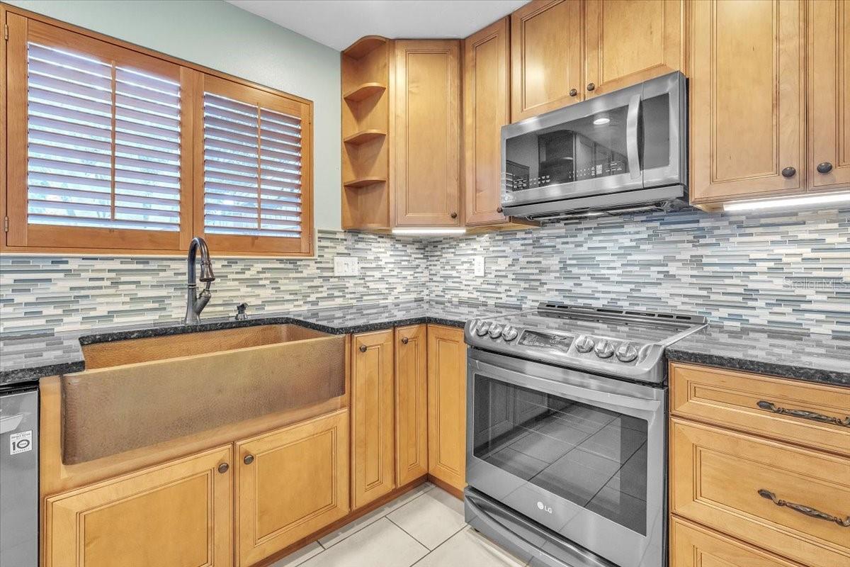 BENEVA RIDGE - Residential