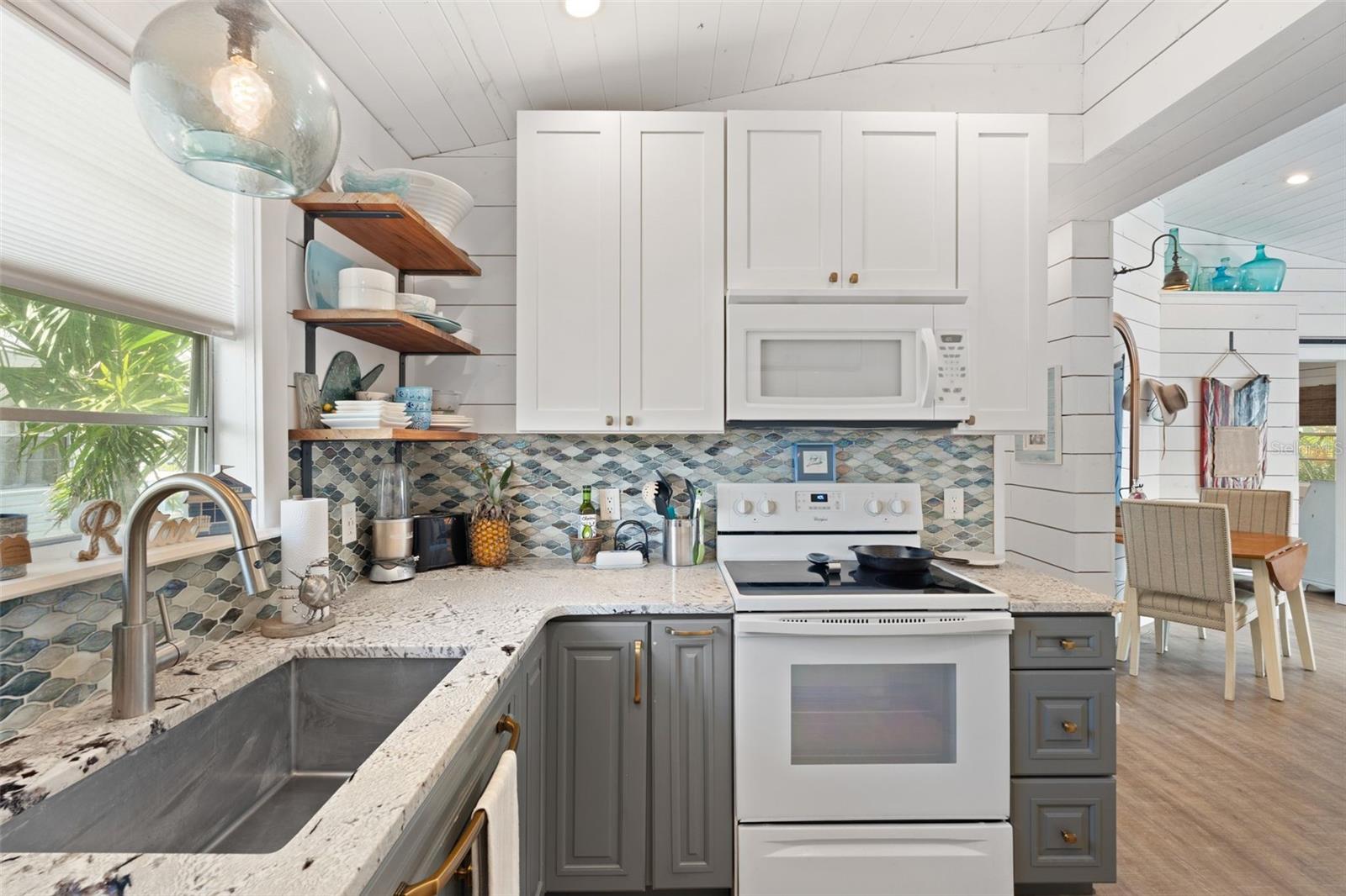 ILEXHURST - Residential Income