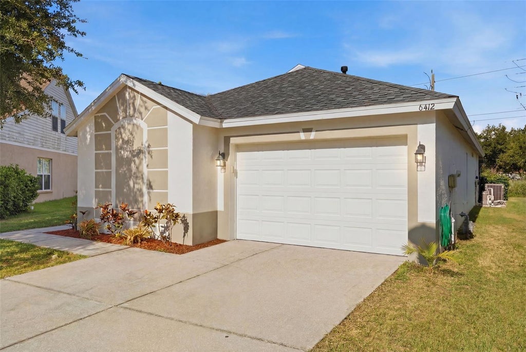 Photo of 6412 Coral Creek Court, Ellenton, FL 34222 (MLS # A4699159)