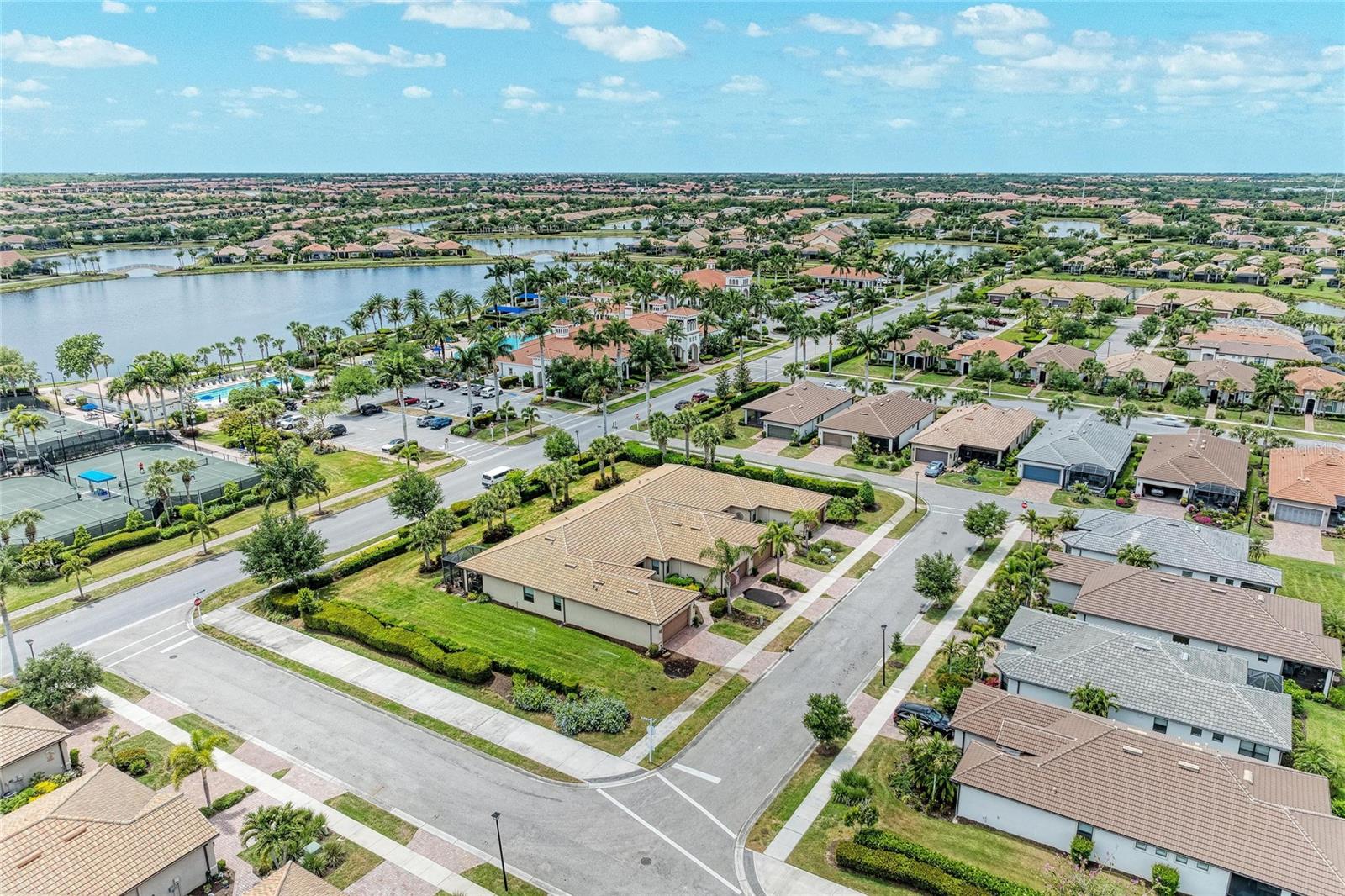 ISLANDWALK AT THE WEST VILLAGES - Residential