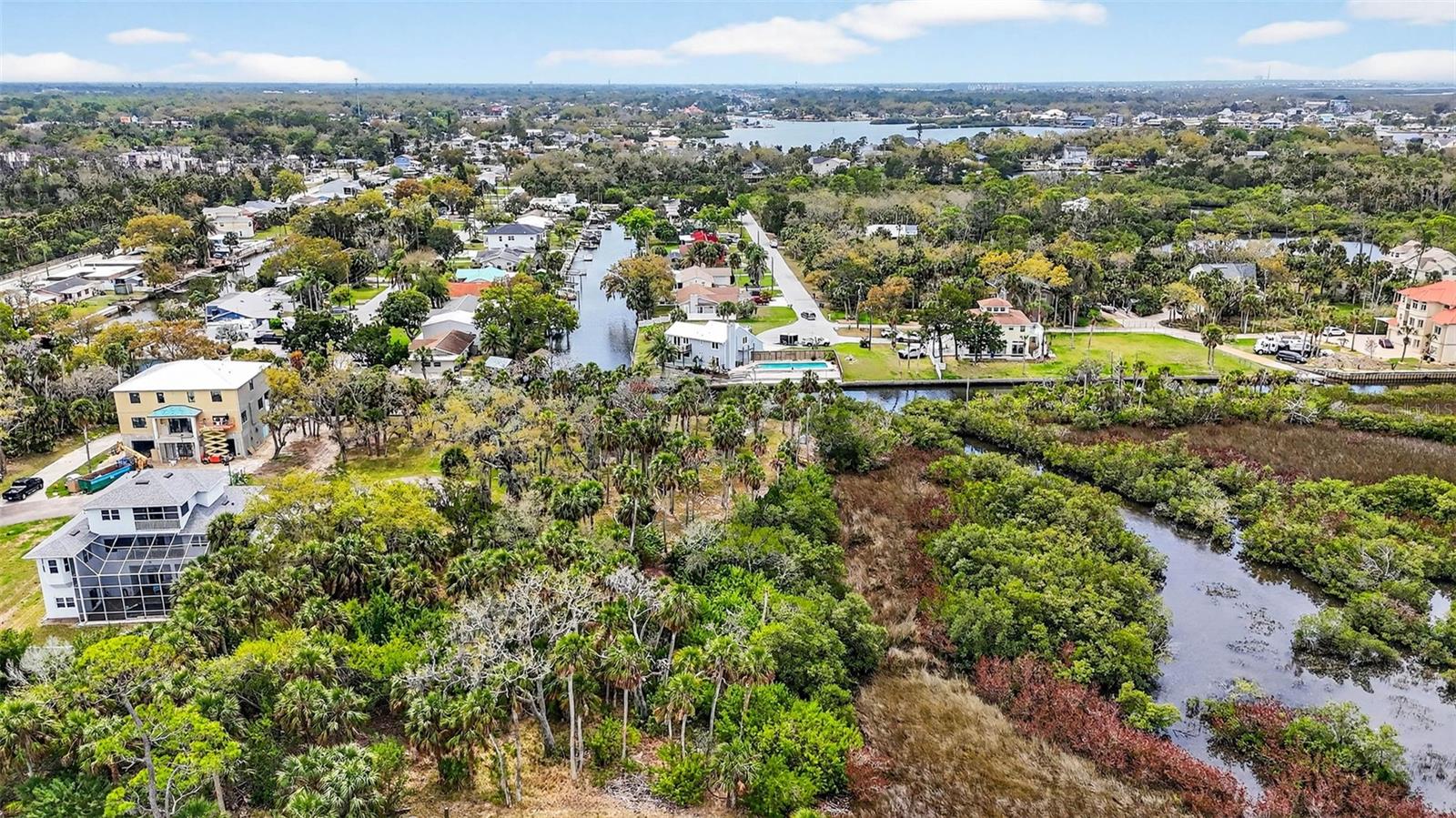 TREASURE COVE - Land