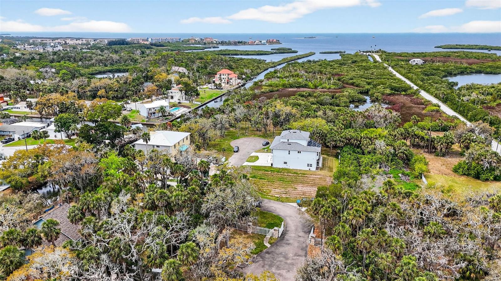 TREASURE COVE - Land