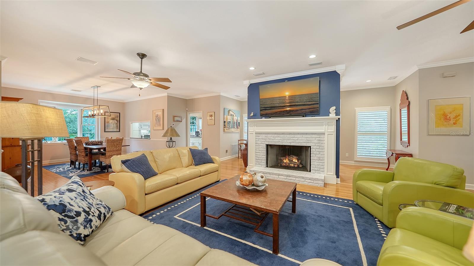 BISHOPSCOURT AT THE OAKS PRESERVE - Residential