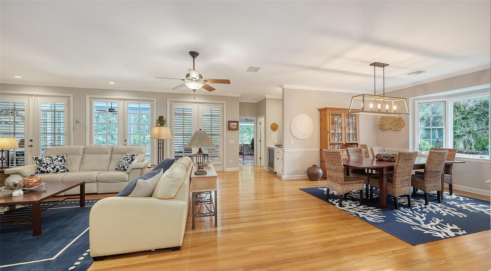 BISHOPSCOURT AT THE OAKS PRESERVE - Residential