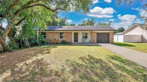 A home in DEBARY