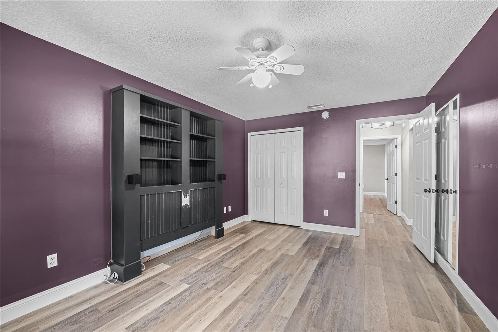 VAILL POINT TERRACE - Residential