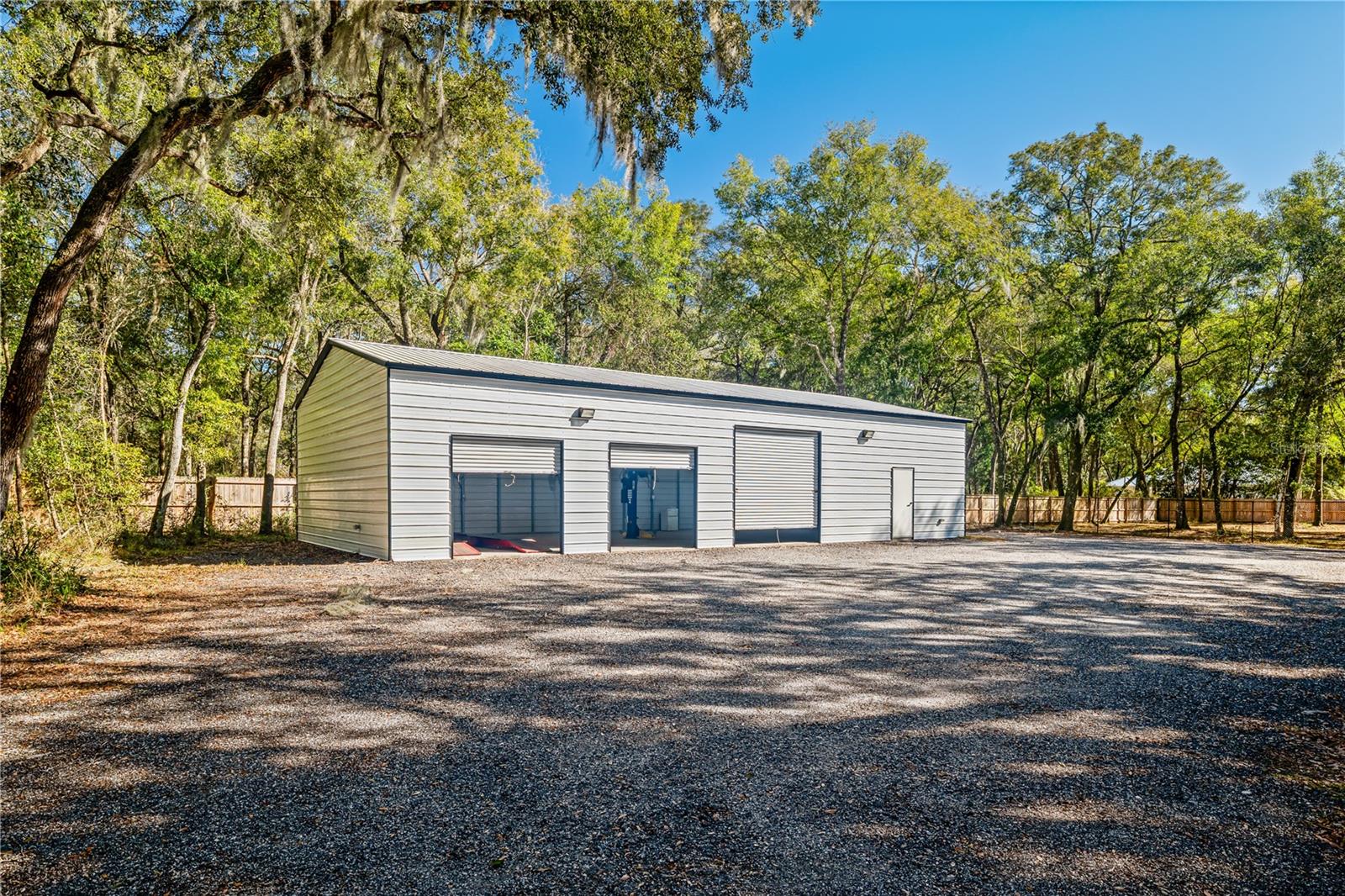 VAILL POINT TERRACE - Residential