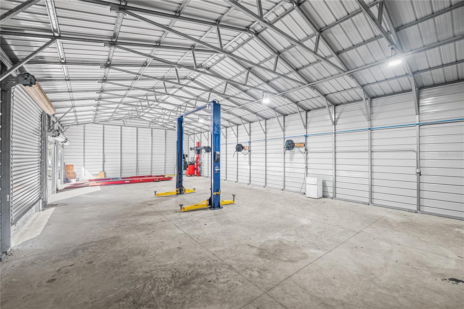 VAILL POINT TERRACE - Residential